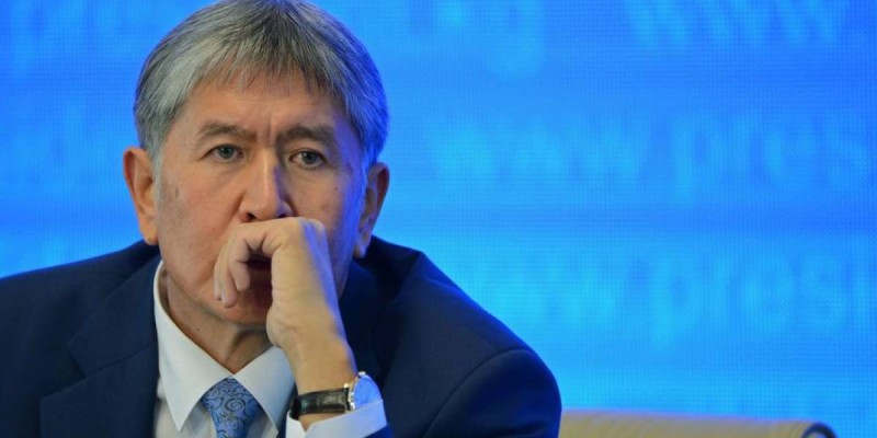 Атамбаевты жақтаушылар мен қарсыластарының арасында төбелес болды (видео).