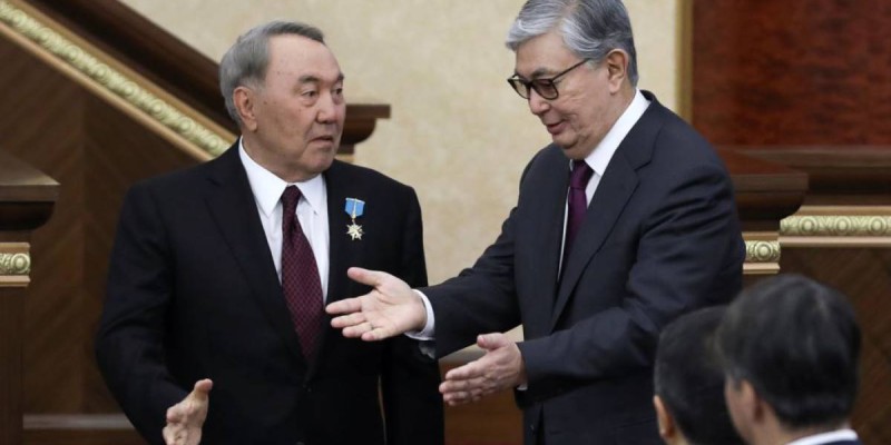 Тоқаев та Назарбаев та халықты 1 мамыр мерекесімен құттықтады.