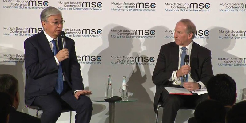 Тоқаев: Әлемнің білімді адамдары Қазақстанға келіп, экономиканы көтеруге көмектесуі үшін бәрін жасаймыз.