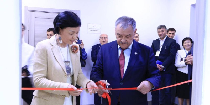Алматыда Робототехника және программалық инженерия орталығы ашылды.