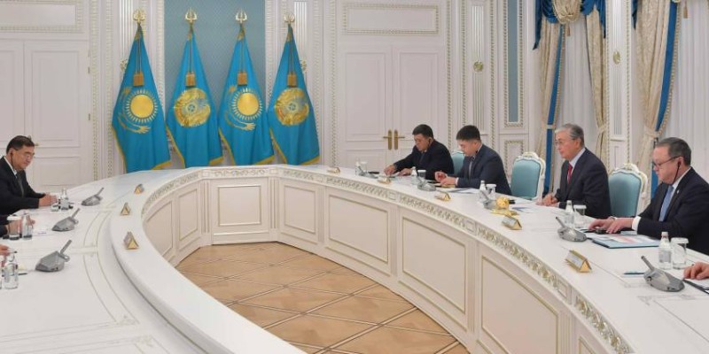 Тоқаев Қытай компаниясы басшысына қазақстандық жұмысшылардың айлығын көтеруді міндеттеді.