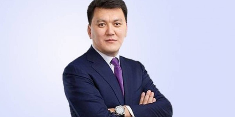 Ерлан Қарин: Қос билік бос әңгіме.