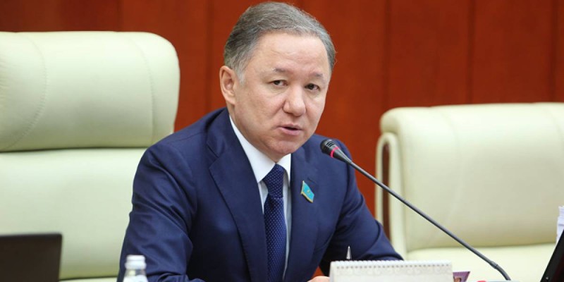 Нығматулин бірінші Назарбаевты екінші Тоқаевты айтты.
