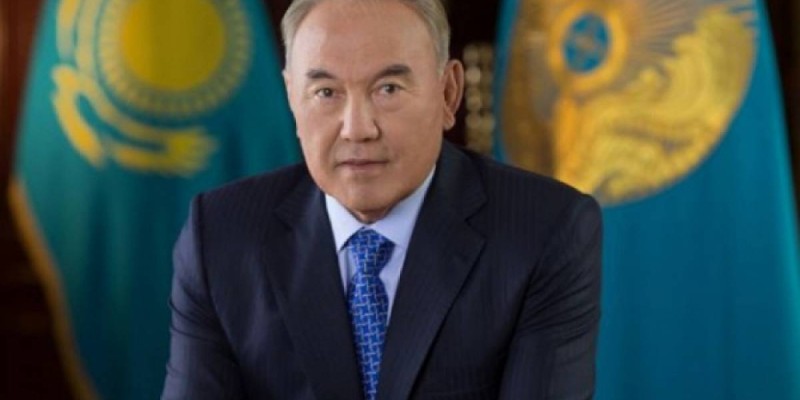 Назарбаевқа мәңгілік құрметті төраға дәрежесі берілді.