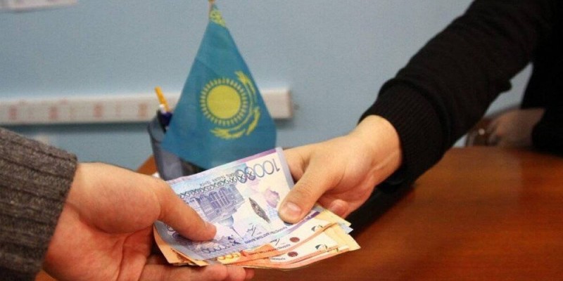 Ақтөбеде мектеп директоры пара алды деген күдікпен ұсталды.