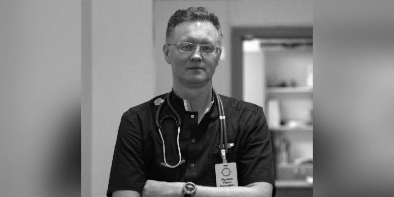 Алматыда гастроэнтеролог Юрий Шумковтың өліміне қатысты сот өтіп жатыр.
