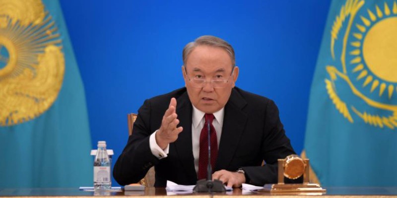 Нұрсұлтан Назарбаев: Бәріміз бірдеңе жасап жүргендейміз, бірақ нақты жұмыс жоқ.