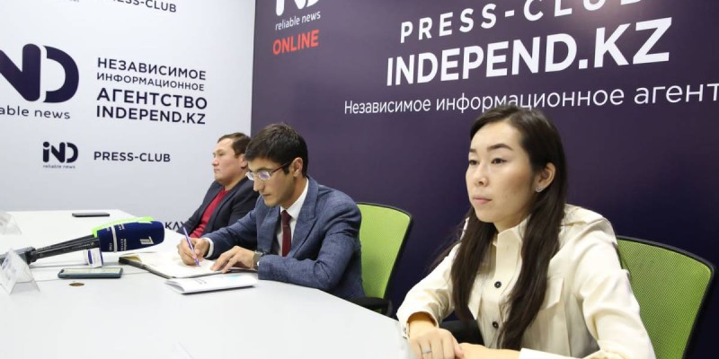 Алматыдағы сайлау үрдісін қоғамдық ұйымдардың белсенділері бақылайды.