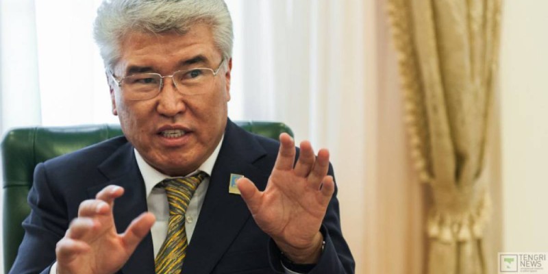 Министр мырза, Абай шаңырағына лайықты басшы керек!!!.