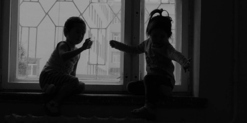 Бір жылда 831 бала жетімдер үйіне түседі.
