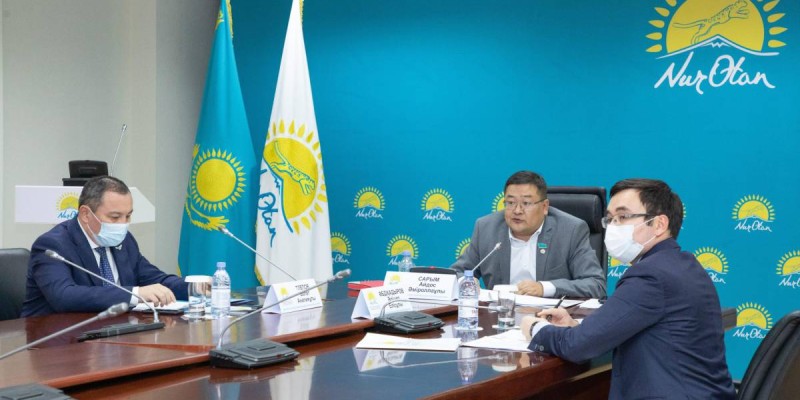 Nur Otan қоғамдық кеңестерде 9 мыңнан аса мәселе қарады.