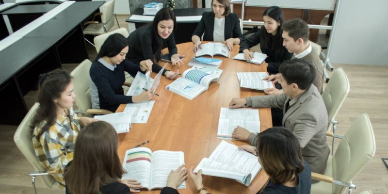 Жастар саясаты саласындағы мамандардың біліктілік деңгейін арттыру шаралары ұйымдастырылуда.