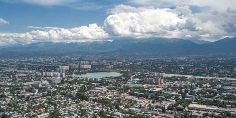 Жарты жылда 500 мың адам көшкен.