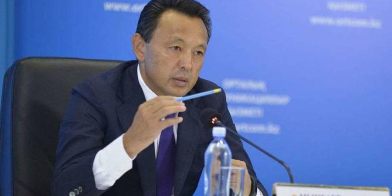 Сауат Мыңбаев: Ескі вагондардың бәрін бірден жаңарту мүмкін емес.