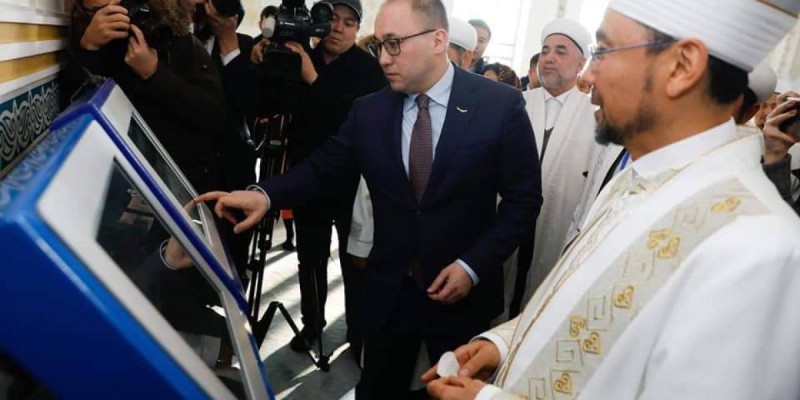 Астанада садақа салатын терминал іске қосылды.