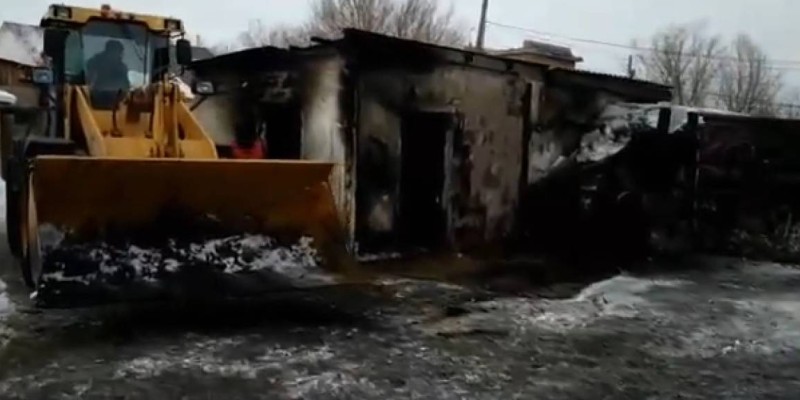 Қаза болған балалардың ата-анасының төрт бірдей несиесі болған.