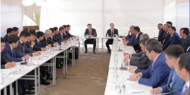Сағынтаев ОҚО ауыл шаруашылығы тауарын өндірушілерімен кездесті.