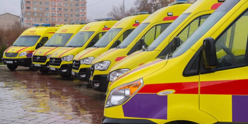 Алматы облысында 35 жаңа жедел жәрдем көлігінің кілті табысталды.
