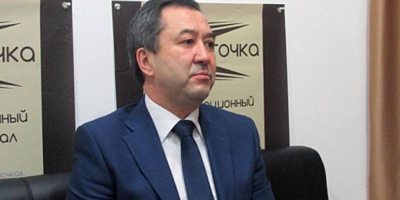 Адвокат үкіметті сотқа берді.