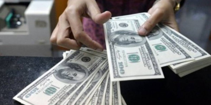 Қазақстандық банктер шетелге $2 млрд. шығарған.