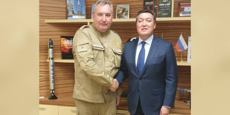 Асқар Мәмин «Роскосмос» директорымен «Назарбаев старты» ғарыш зымыраны жобасын талқылады.
