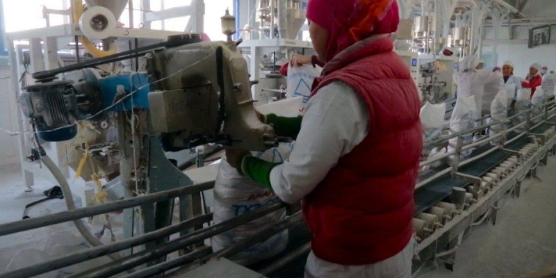 «Аралтұз» компаниясында көру қабілетінен айырылған әйел 3 млн теңге өндіріп алды
