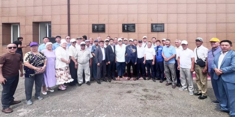 Аягөзде ардагер теміржолшыларға арналған ескерткіш тақта ашылды