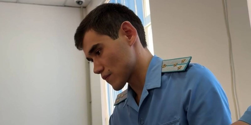 Жиенбайдың әкесі адвокатыма барып, карьерамды аяқтатамын деп қорқытты – Берденов