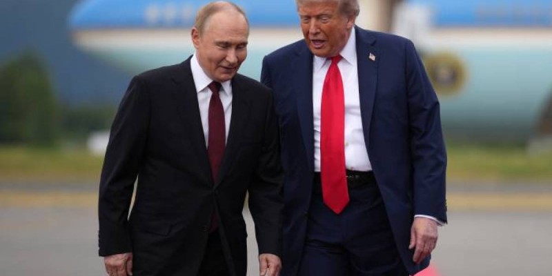Трамп Зеленский мен Путиннің кездесуін ұйымдастырмайтын болды