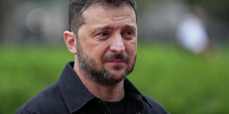 "Украина әлі жеңіске жетпеді": Зеленский халқына шұғыл мәлімдеме жасады (ВИДЕО)