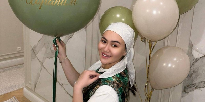 "Үш жылда – 3 бала": Төреғалидің қарындасы жүктілігін айтамын деп қызу талқыға түсті