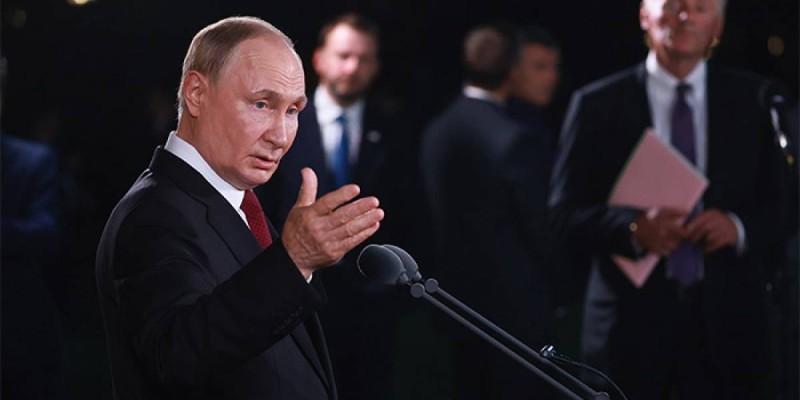 Путин Зеленскийді кездесуге Мәскеуге шақырды