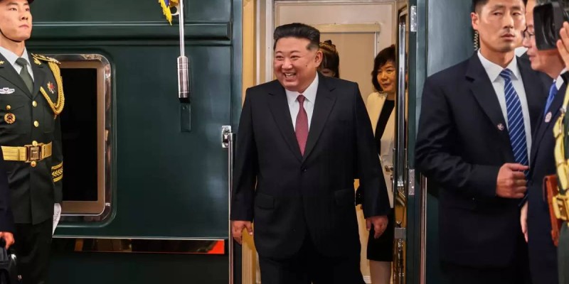 Солтүстік Корея басшысы Қытайға жеке дәретханасын алып барған
