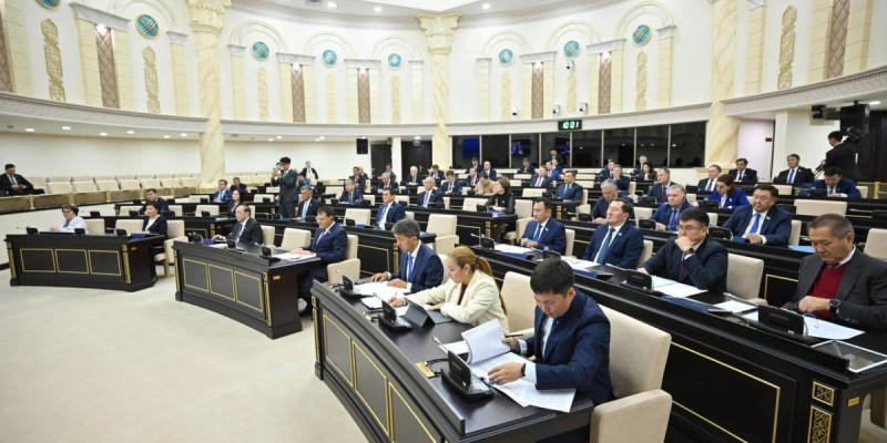Депутаттар мен олардың аппаратына жұмсалатын шығын – 7,8 млрд теңге