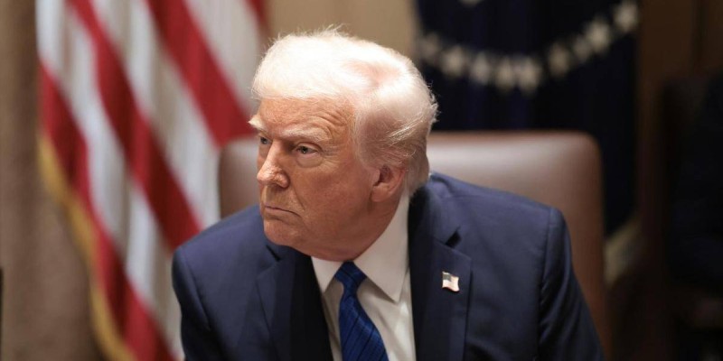 Трамптың көзі байланды: АҚШ президенті саяси сахнадағы рөлін ауыстырды