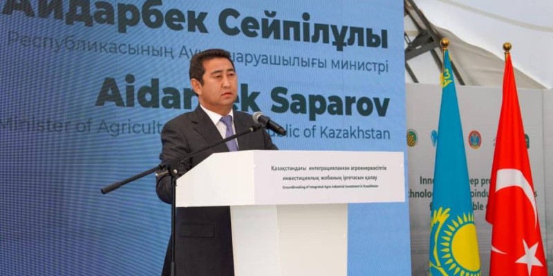 Блогер министрді жалған ақпарат таратты деп сотқа берді