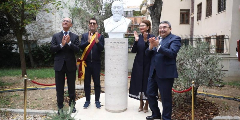 Италияда Абай Құнанбайұлының бюсті ашылды