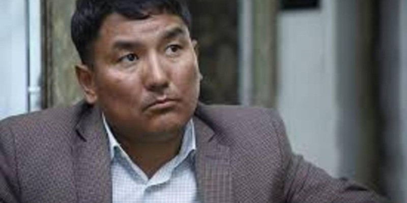 Қамауда отырған Алмазбек Садырбай Президентке үндеу жолдады