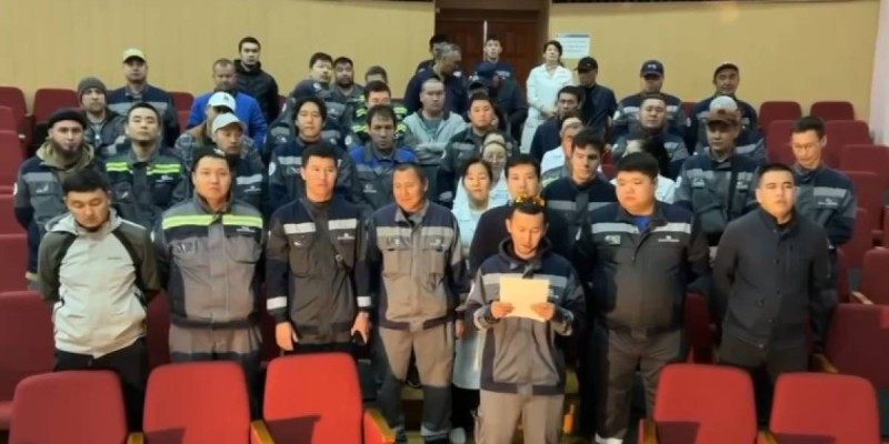 «Топ-менеджерлерге орасан сыйақы берілді»: Ақтаудағы «Қазақтелеком» қызметкерлері Мусинге үндеу жасады