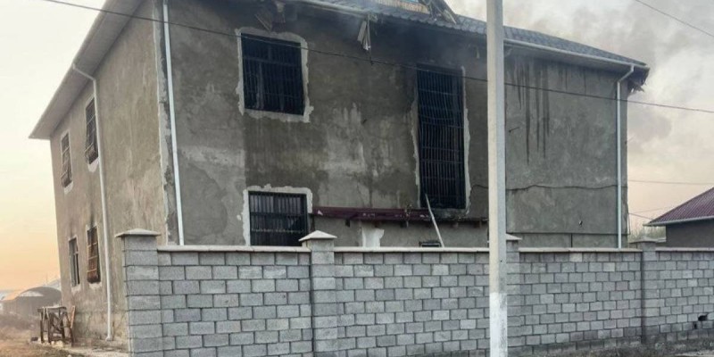 Жетісайдағы өрт: Қаза тапқандардың ең кішісі бір жаста болған