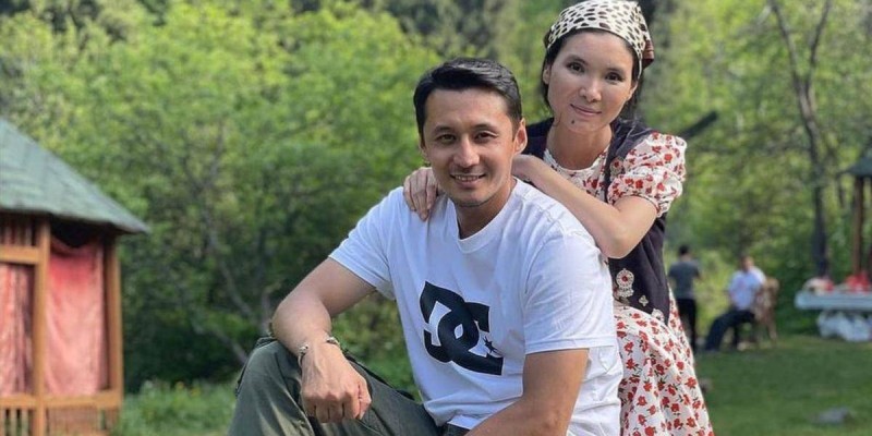 "Қызым болмаса да, үш келінім болады": Актер Рүстем Жаныаманов ел естімеген құпиясын ашты (ВИДЕО)
