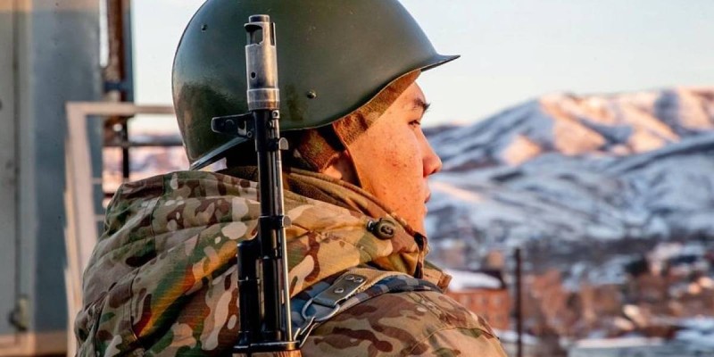 Өскеменде колонияда оқ атылады