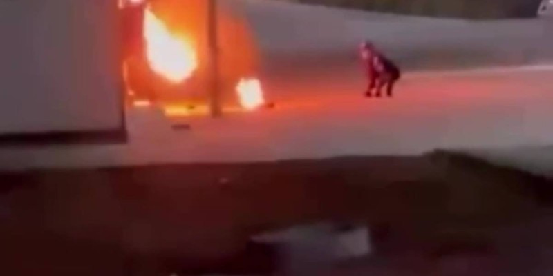 Маңғыстауда ер адам полиция бекеті алдында өзін өртемек болды