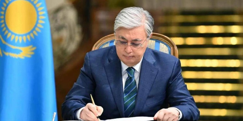 Ел асыға күткен шешім: Президент Тоқаев маңызды заңға қол қойды