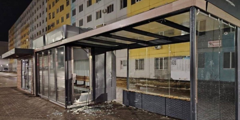 Астанада аялдаманы қиратқандар 10 тәулікке қамалды