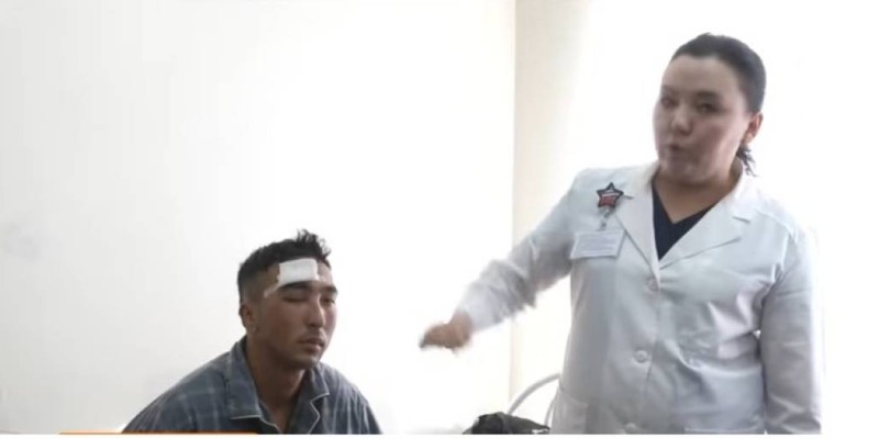 Жас сарбаз ант қабылдау рәсімінде көз жанарынан айырылды