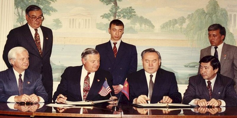 Тәуелсіздік кезеңіндегі Қазақстан: қауіпсіздік, диалог және жаһандық жауапкершілік