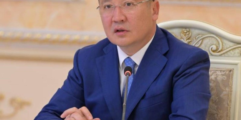 Әкім Байханов туған әпкесінің қамауға алынуына қатысты пікір білдірді