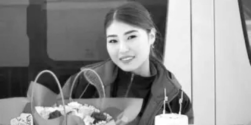 Астанада басына кондиционер түсіп, қайтыс болған фельдшер қызға ескерткіш орнатылады