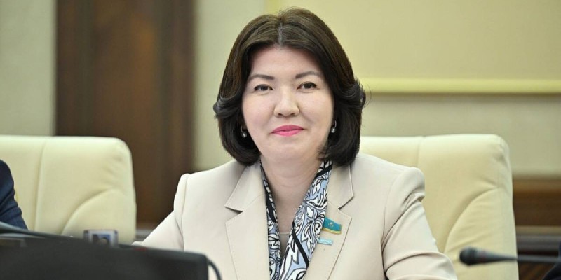 "100% үстемақы берілді": Еліміздің бас педагогы көптің көкейіндегі мәселені ашып айтты